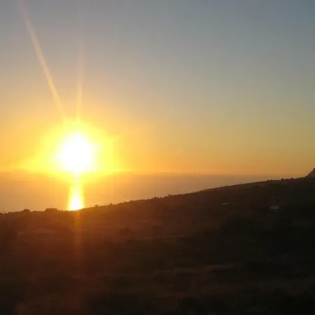 Dammuso Il Tramonto Di Nica' Villa Scauri  Exterior photo