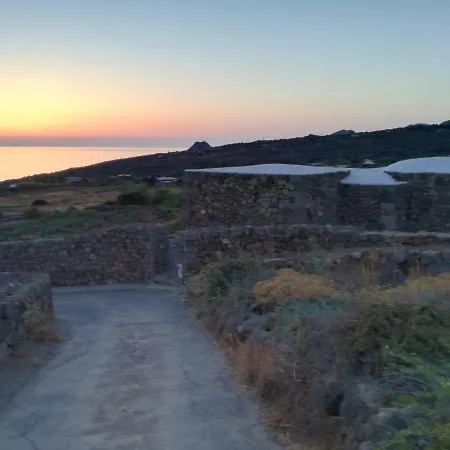 Dammuso Il Tramonto Di Nica' Villa Scauri  Exterior photo