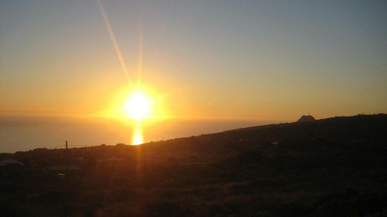 Holiday home Dammuso Il Tramonto Di Nica' Scauri (Sicily)